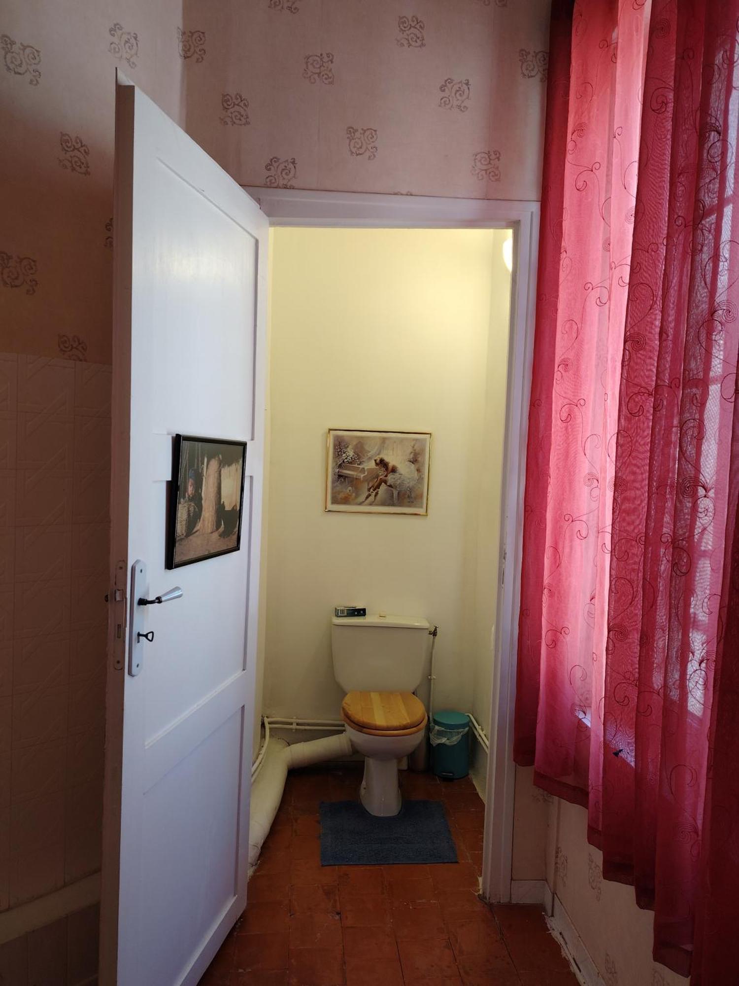 Sallèles-dʼAude Les Volets Bleus B&B 외부 사진